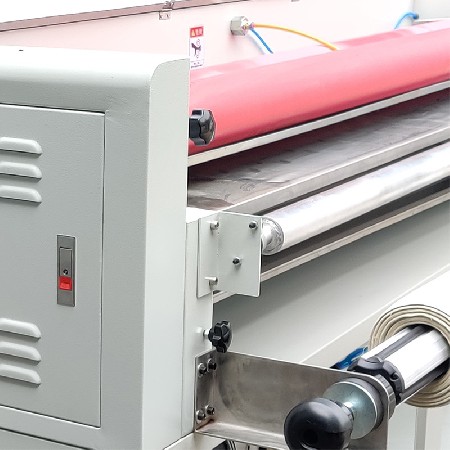 現貨自動上光機1.7米輕型款覆膜機220V卷對卷專業印刷設備上光機