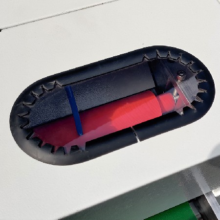 凱盛廠家現貨自主產自動專業印刷設備220V撲克牌上光機來圖制訂