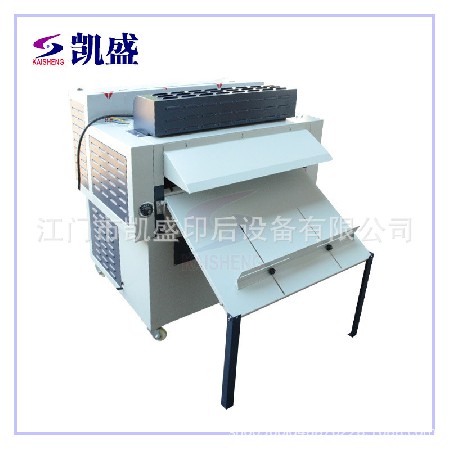 凱盛650多軸花紋淋膜機 4軸淋膜機 UV壓花機 相冊設備
