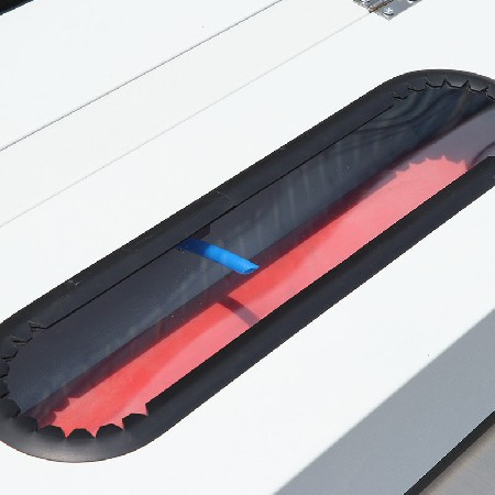 廠家現(xiàn)貨凱盛650臺式淋膜機(jī)擠出復(fù)合機(jī)膠新一代冷光源固化淋膜機(jī)